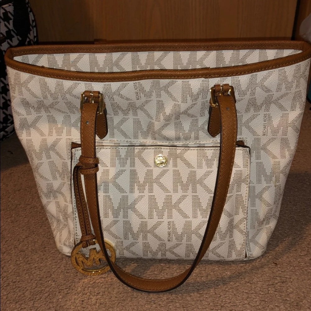 Michael Kors purse